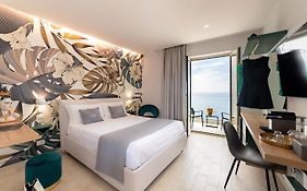 Naxos Marina Bay